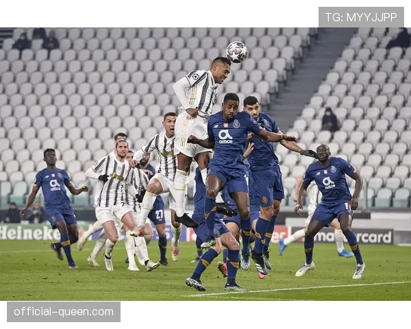 西甲实时：皇马半场2-0领先皇家社会，高位压迫致对手零射正